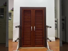 शटर एल्यूमीनियम लोवर खिड़की चीनी सामान के साथ आसान स्थापना लकड़ी के रंग